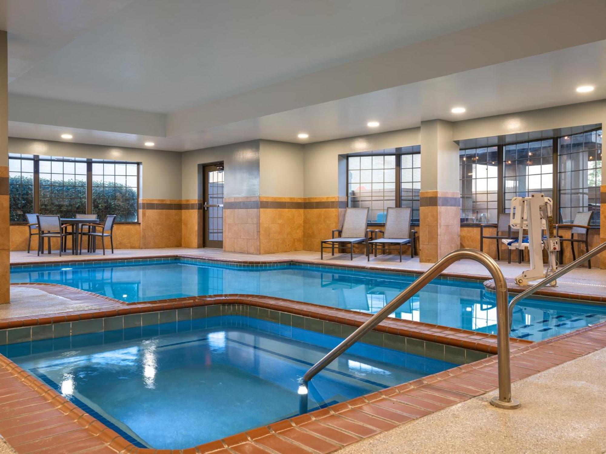 Staybridge Suites Indianapolis Downtown-Convention Center By Ihg Zewnętrze zdjęcie